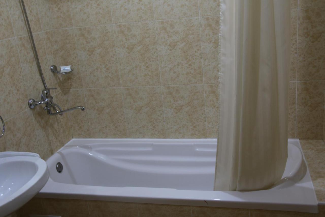Minorai Kalon Boutique Hotel Бухара Екстериор снимка